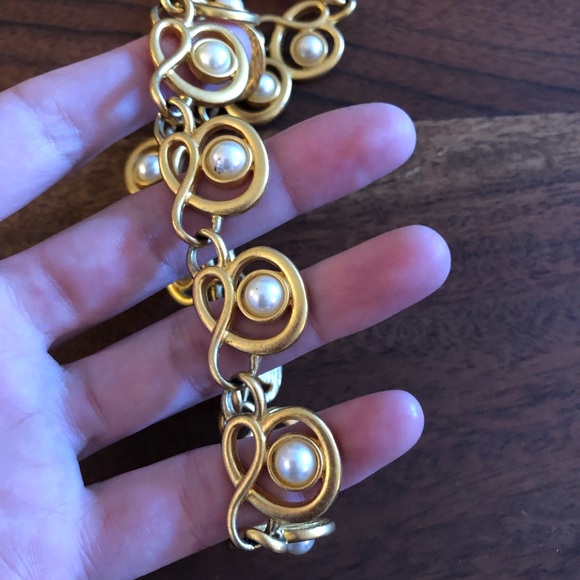 Vintage gold & pearl swirl collar necklace - Picture 5 of 7